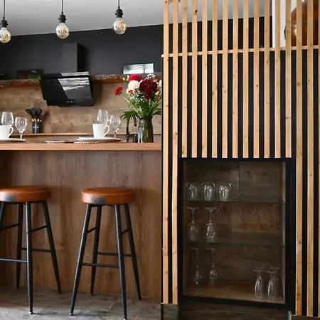 La Salamandre De L Olivier - Le Magnolia Aubignosc