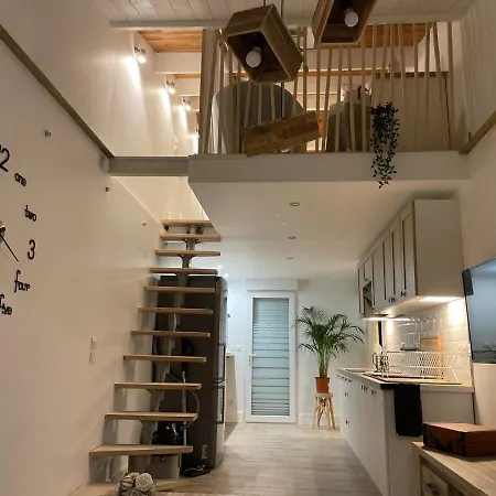 Holiday home La Salamandre De L Olivier - Le Magnolia *