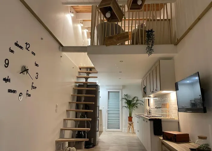 Holiday home La Salamandre De L Olivier - Le Magnolia *