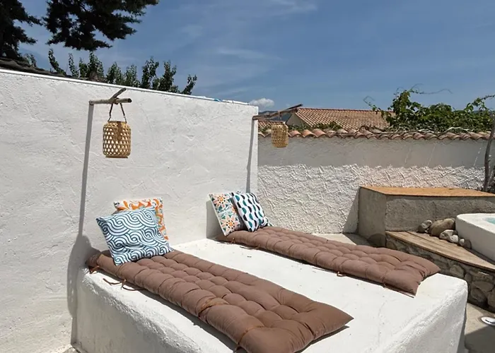 Holiday home La Salamandre De L Olivier - Le Magnolia